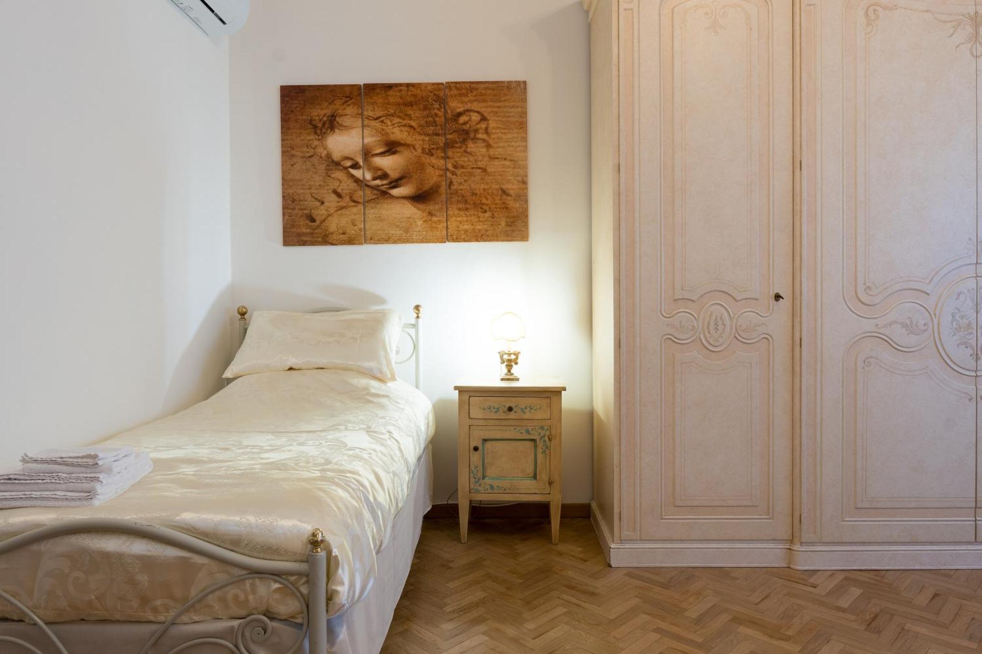 Art Rooms Ареццо Экстерьер фото