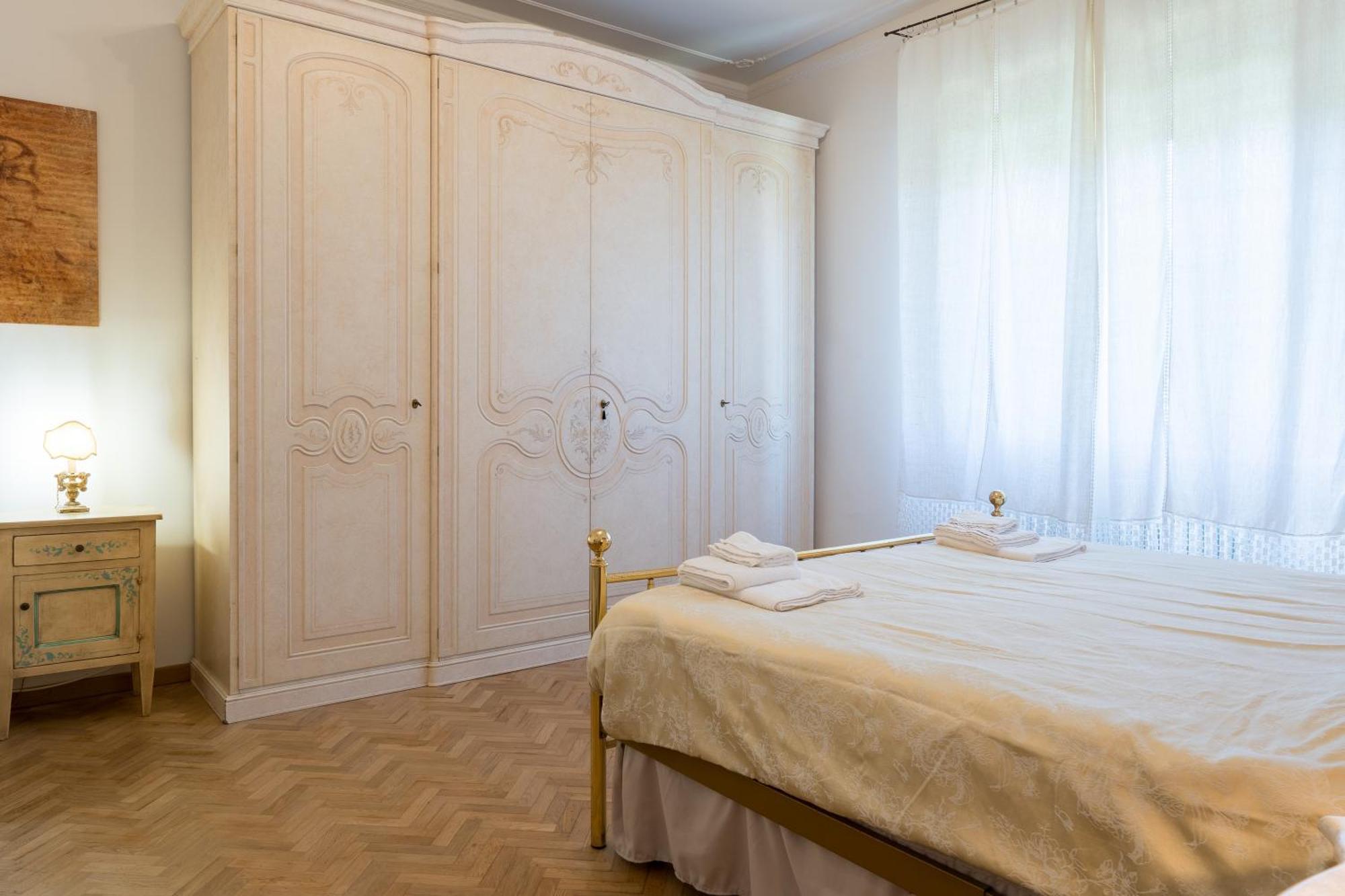 Art Rooms Ареццо Экстерьер фото
